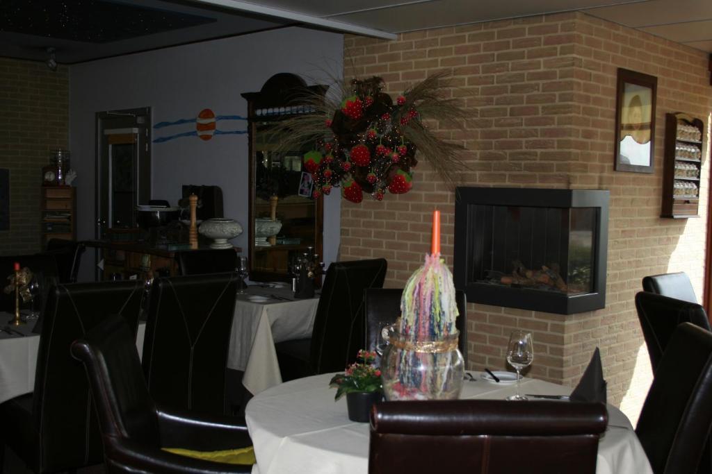 Sint-Laureins Hotel Westende Ngoại thất bức ảnh